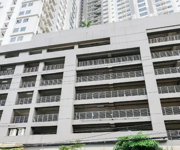 Ezeniel's Place At Horizons 101 Apartment *