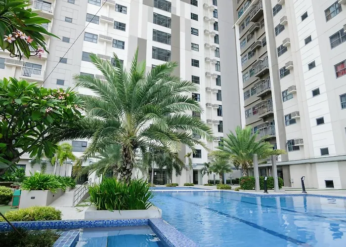 Ezeniel's Place At Horizons 101 Apartment